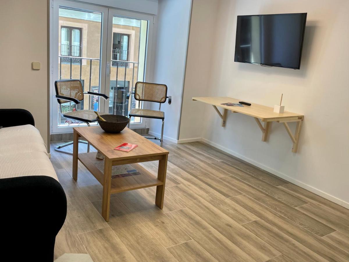 Madrid Villa Suites Aquamarina ภายนอก รูปภาพ