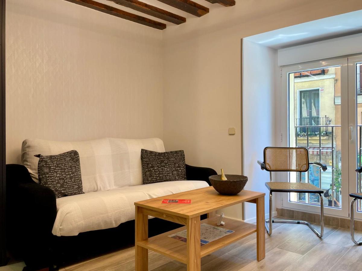 Madrid Villa Suites Aquamarina ภายนอก รูปภาพ